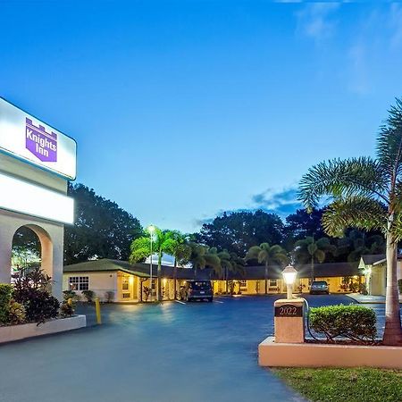 Vero Inn Веро Бич Экстерьер фото